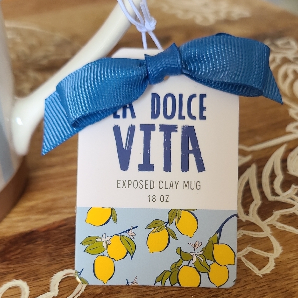 Striped Mug with Lemon Design - Picture 7 of 7